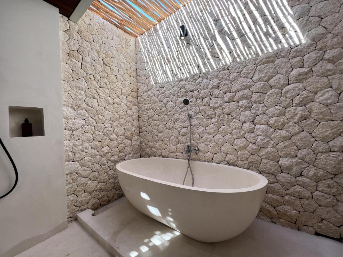 Moana Villa & Suites Bingin Uluwatu Exterior foto